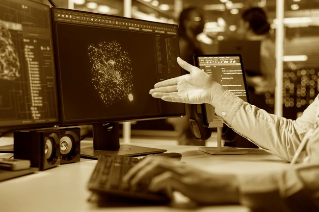 Automatización y sistematización de procesos empresariales | Qualya Colombia